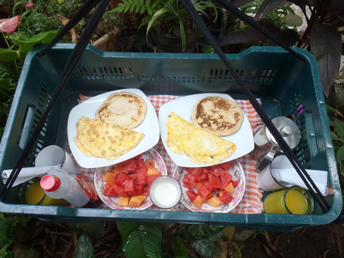 Los Angeles  Jarabacoa Family Hostel מראה חיצוני תמונה