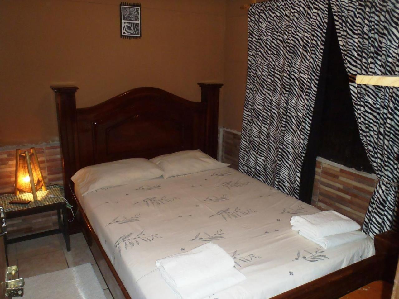 Los Angeles  Jarabacoa Family Hostel מראה חיצוני תמונה
